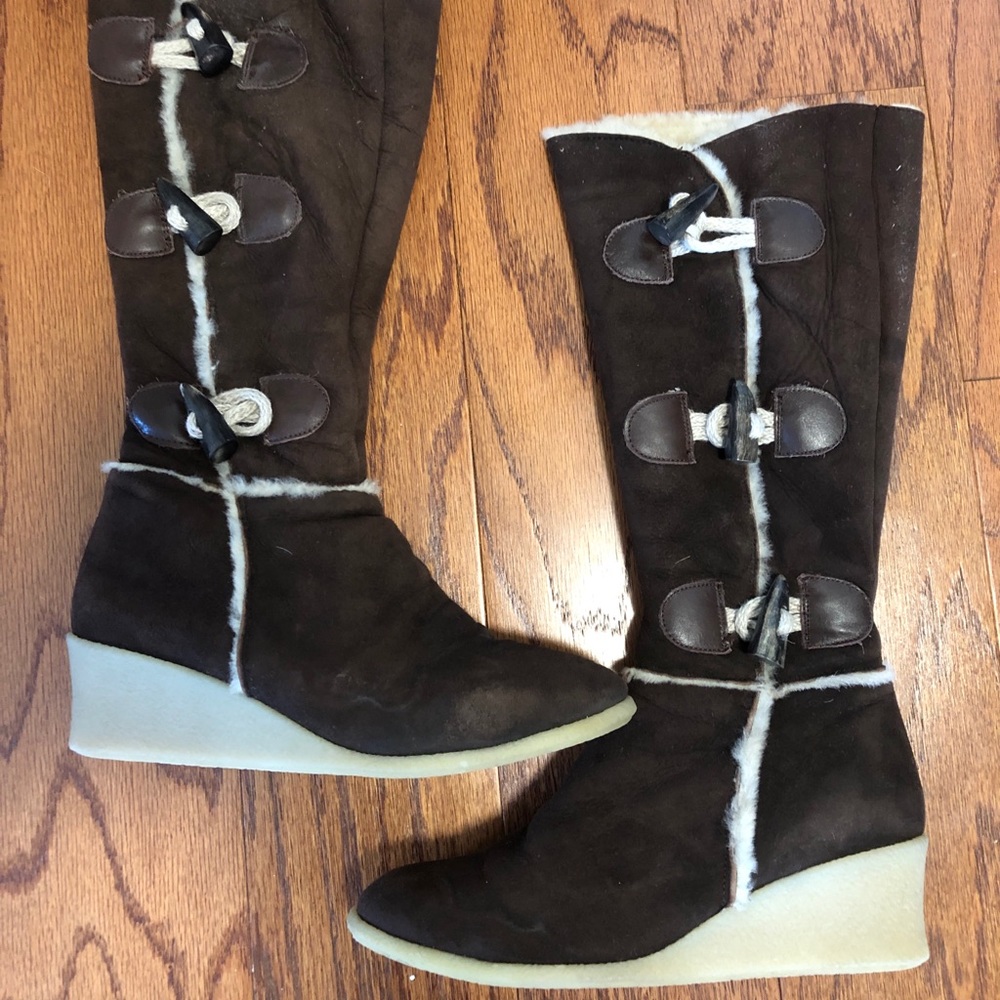 Rafe wedge shearling lined brown boots Size 39